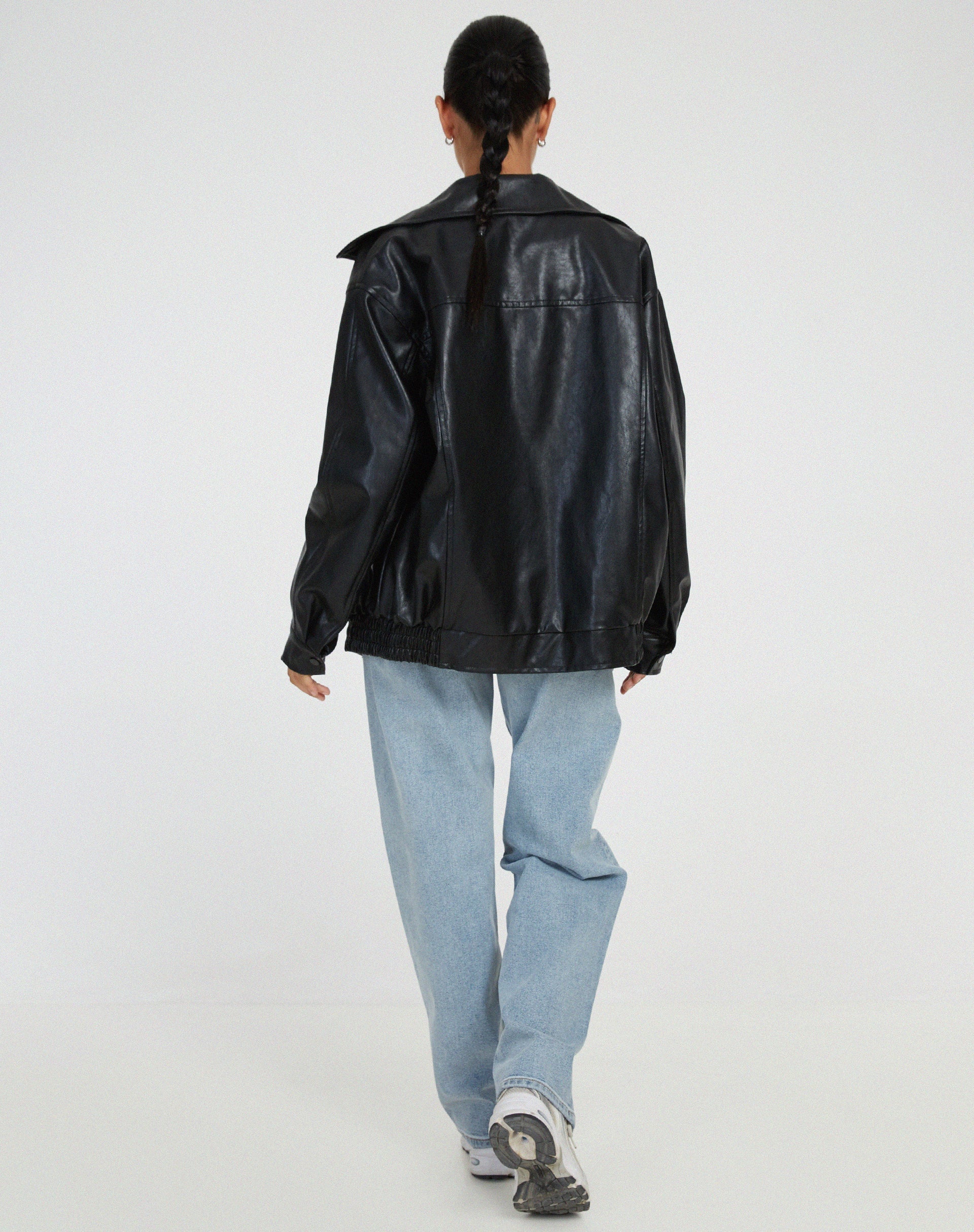 Lederjacke Damen Oversize | Lässiger Schnitt & Bewegungsfreiheit