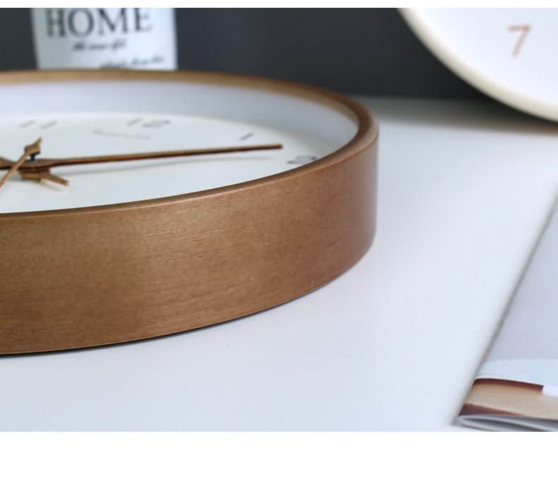 Leise analoge Wanduhr aus Massivholz