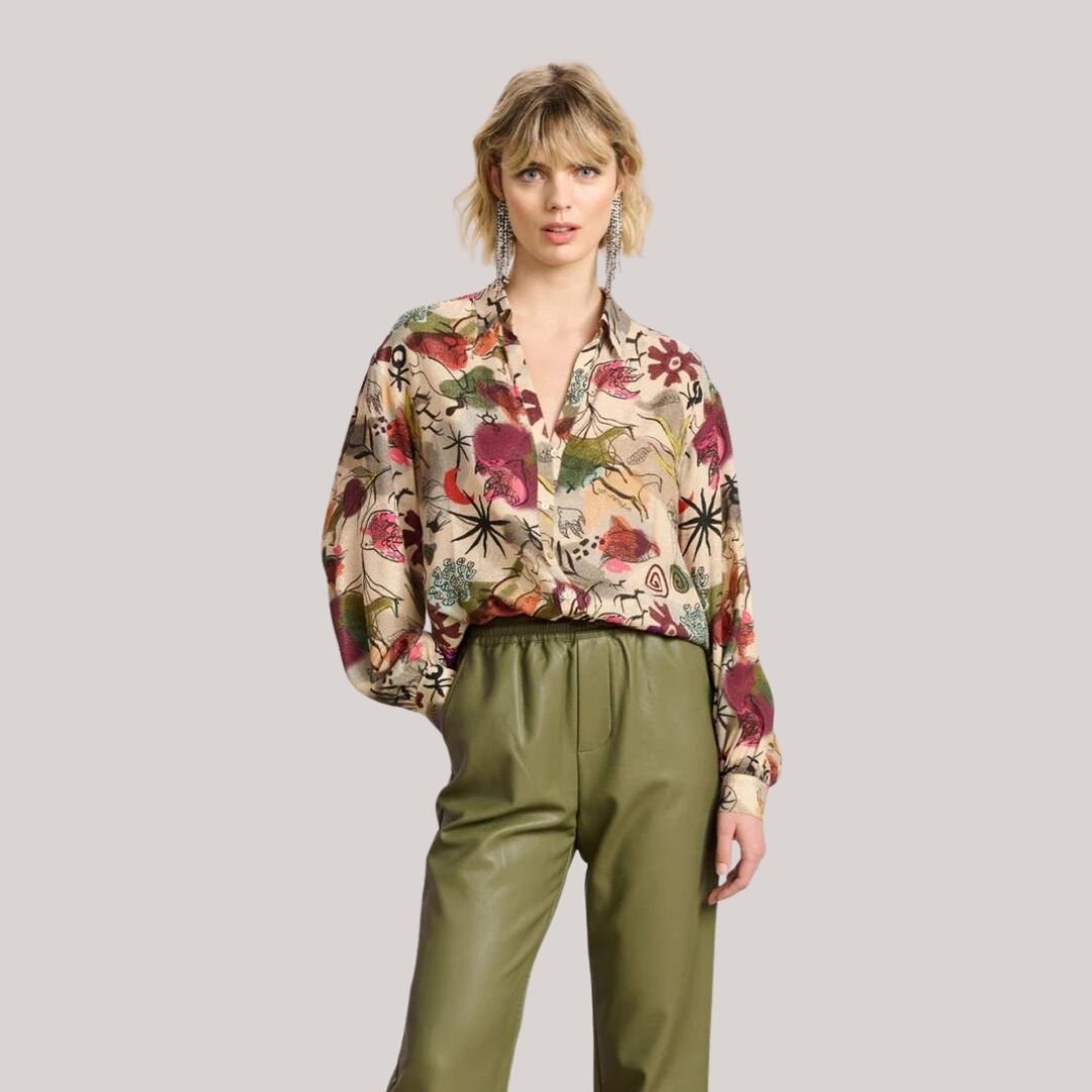 Lozenda - Fließende Bohème-Bluse mit herbstlichem Blumenmuster