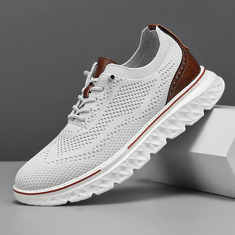 Herren Sneaker mit dicker Sohle und Schnürsenkel