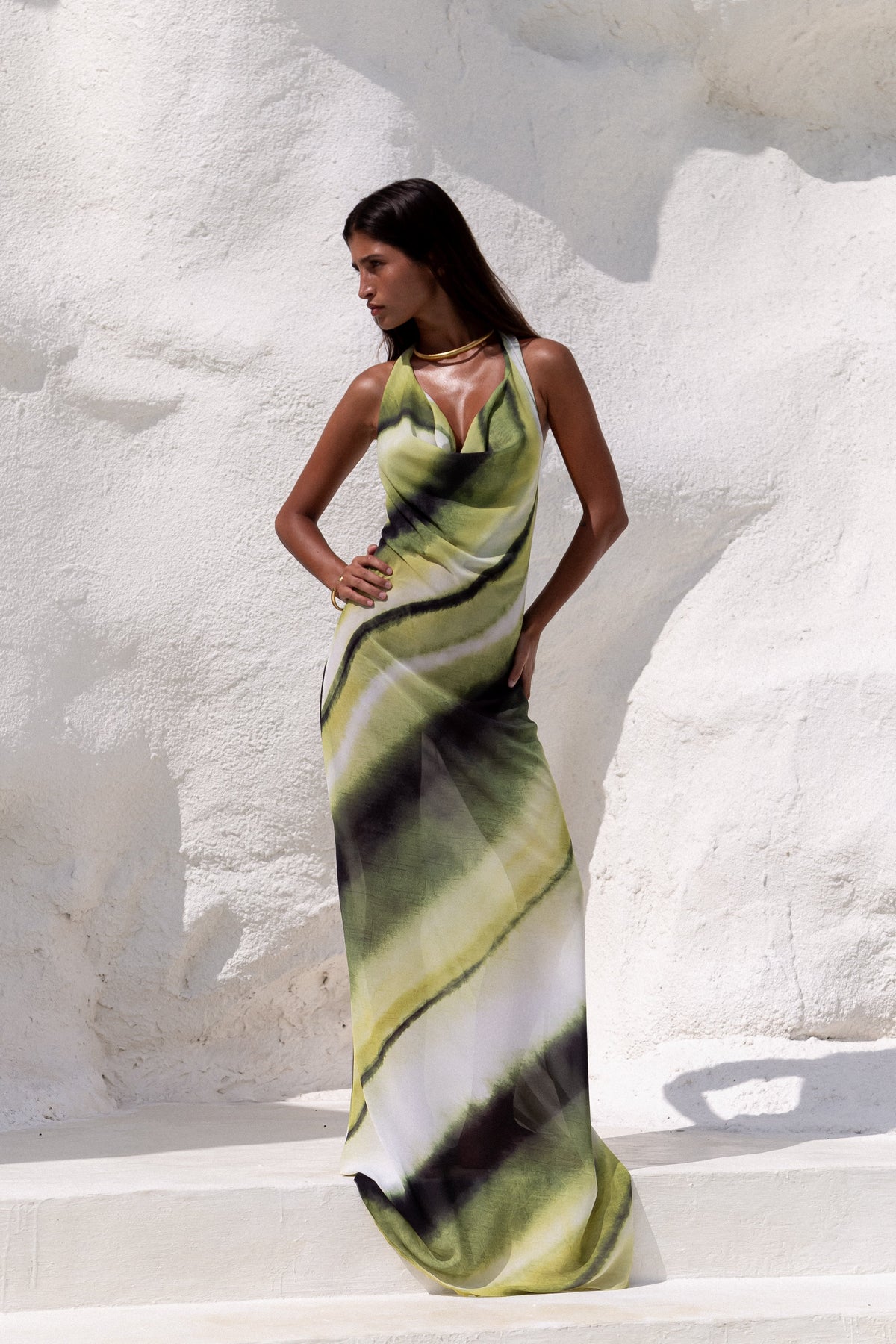 Maxi Kleid Damen | Wasserfallausschnitt & Neckholder-Design