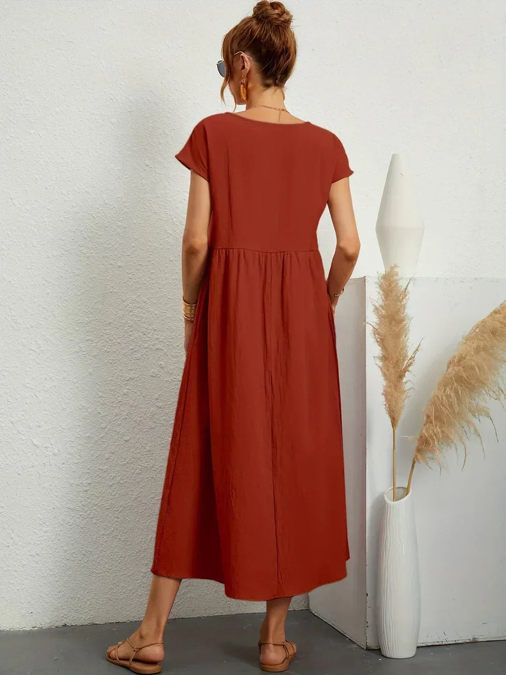 HEIKE™ – FLIESSENDES MIDIKLEID VON ZEITLOSER ELEGANZ