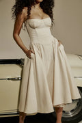 Midi Kleid Damen | Korsagen-Design & Schwingender Rock