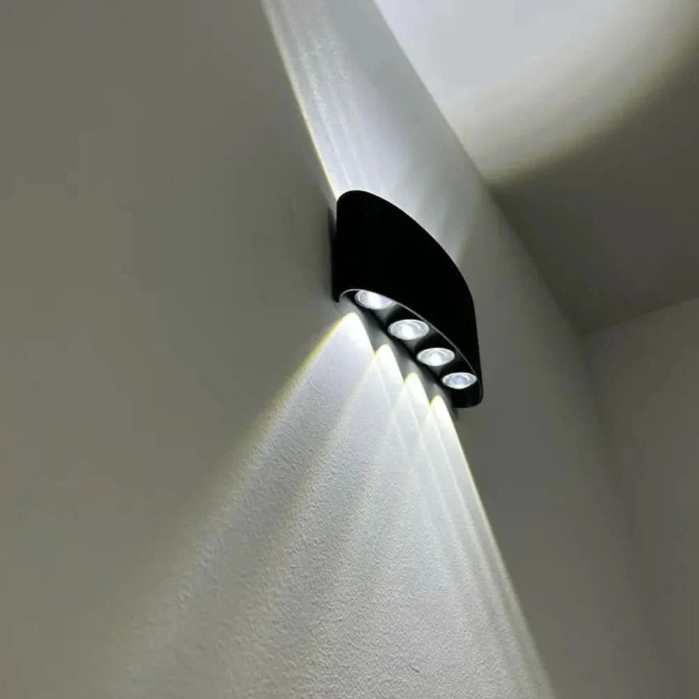 Moderne Wandleuchte für den Innen- und Außenbereich – Minimalistische LED-Leuchte