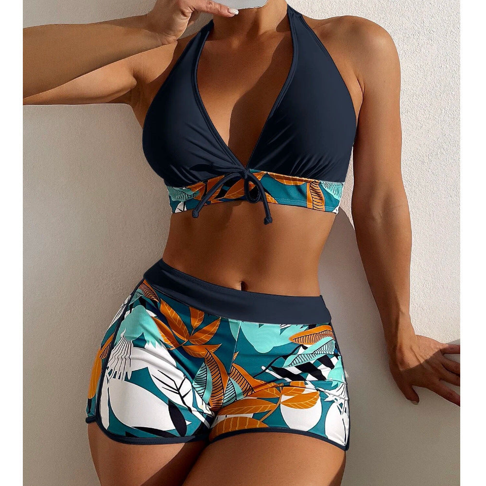 Damen Bikini-Set mit verspieltem Halter-Oberteil und sportlicher Shorts Drune