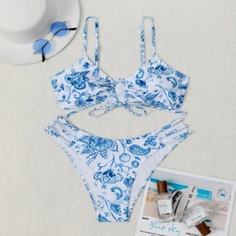 Damen Bikini-Set mit floralem Wickeldetail und hochgeschnittenem Slip Drune