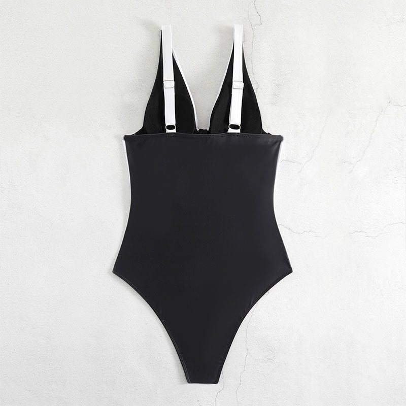 Damen Einteiler Badeanzug mit modernem Schnitt und grafischem Design Drune