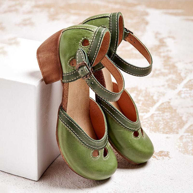 Orthopädische flache Damensandalen mit niedrigem Absatz für optimalen Komfort
