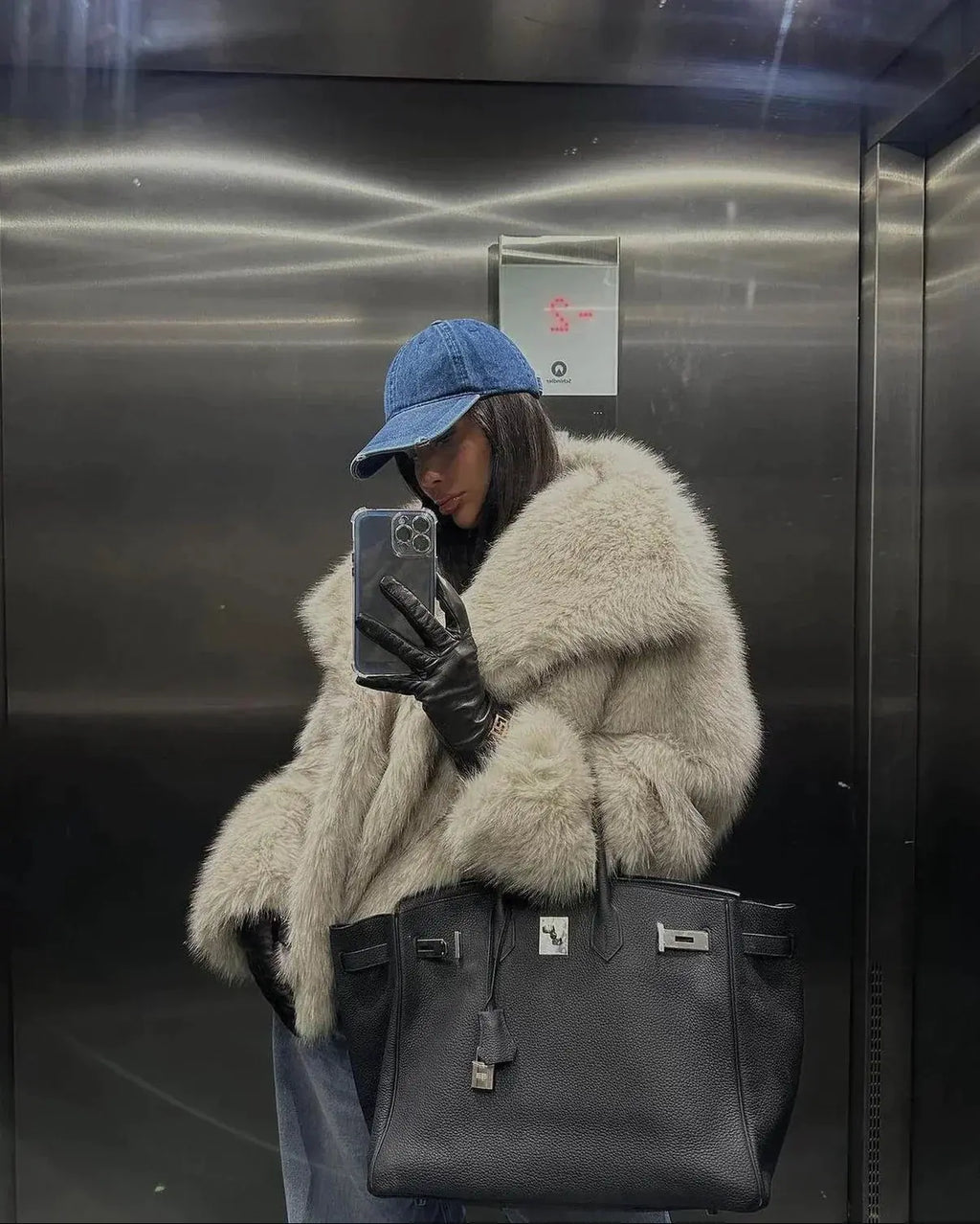 Lara | Faux Fur Coat