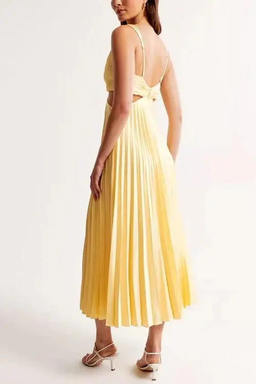 Plisseekleid Damen | Figurbetonte Taille & Schwingender Fall