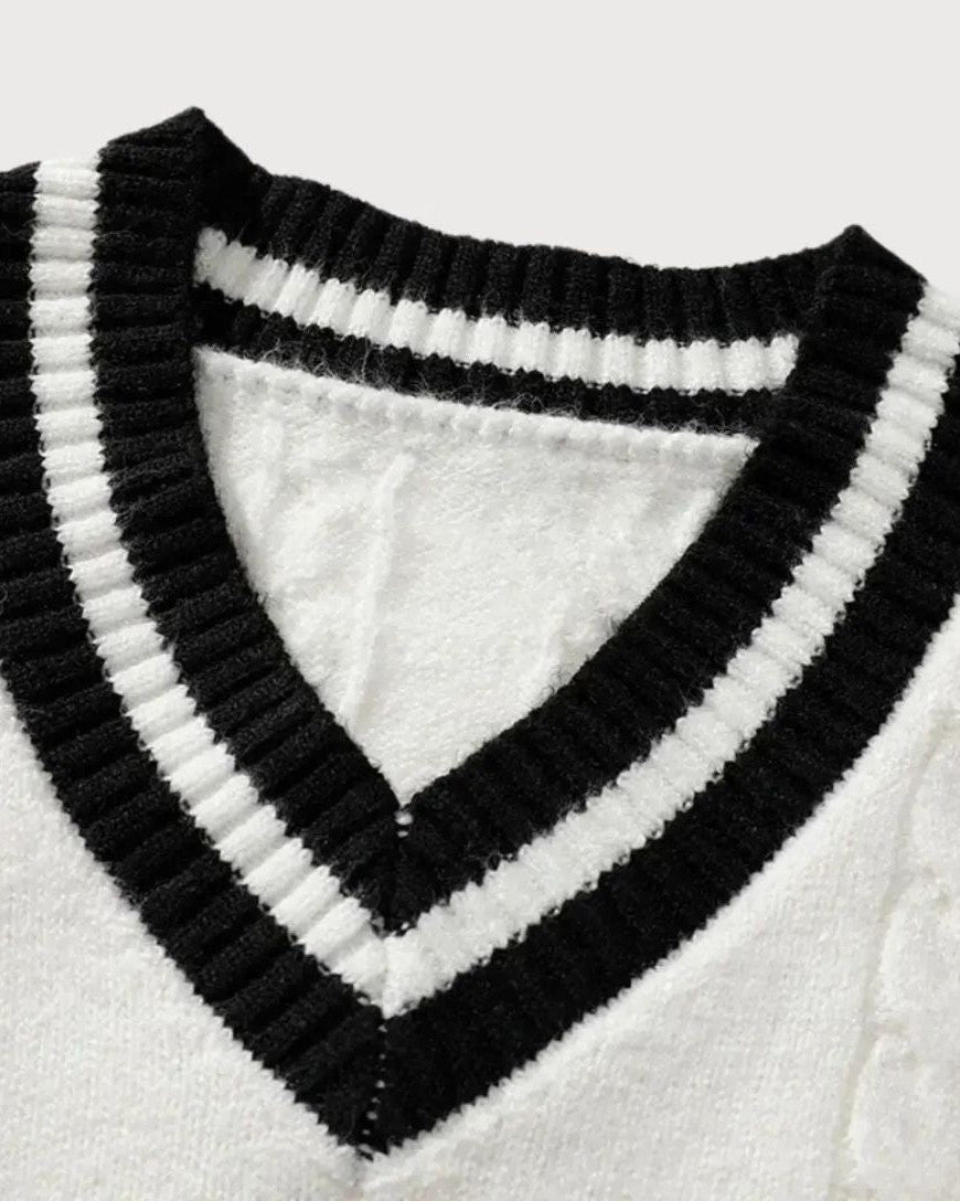 POUL™ | PULLOVER MIT V-AUSSCHNITT