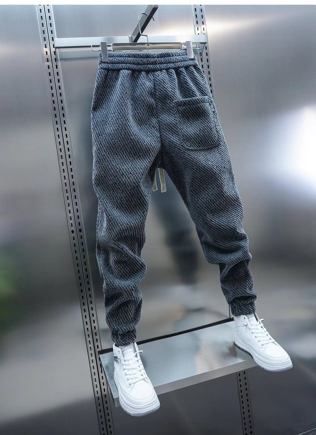 FRANÇOIS | LÄSSIGE HOSE MIT KORDELZUG
