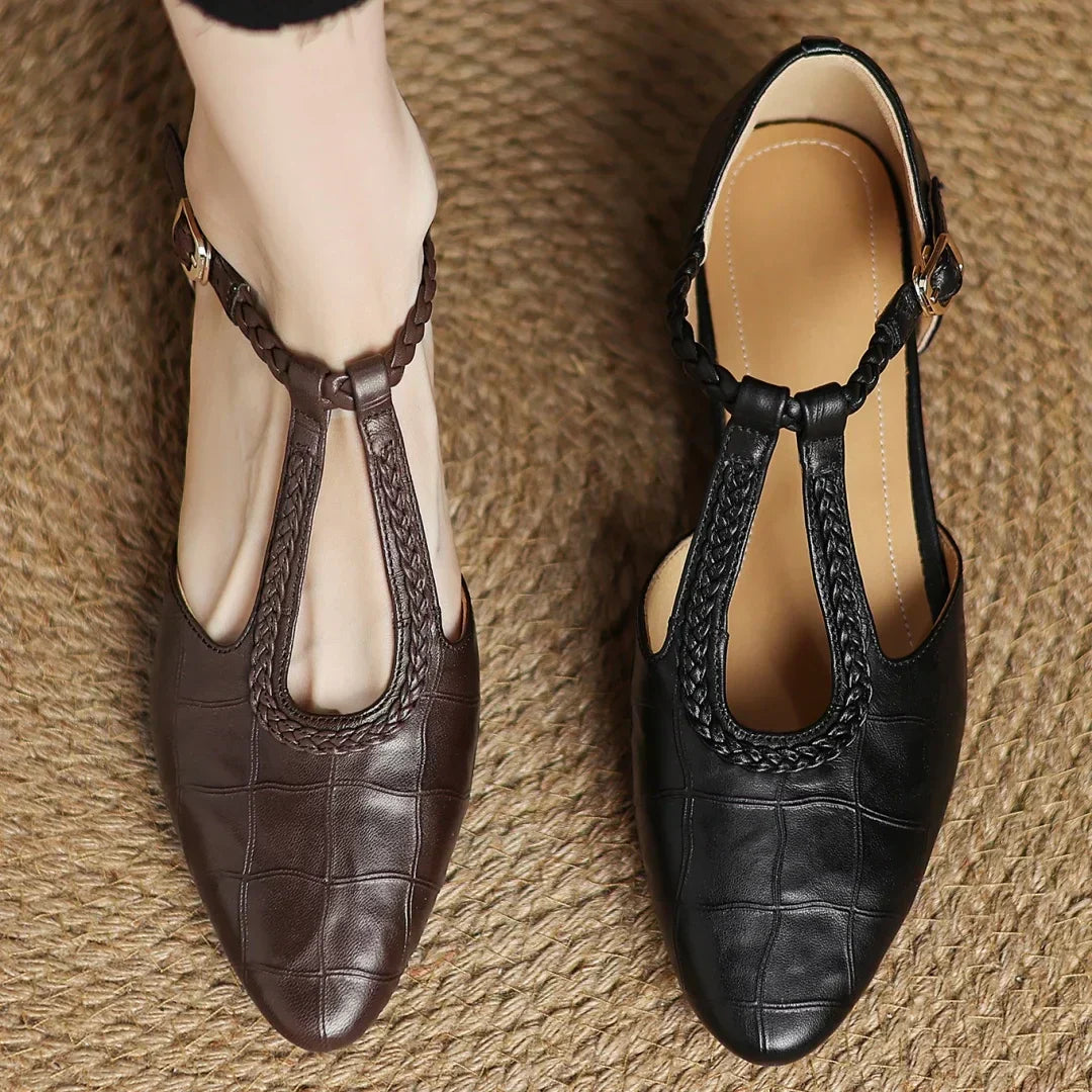 Astrid – Klassischer Lederschuh mit geflochtenem T-Riemen