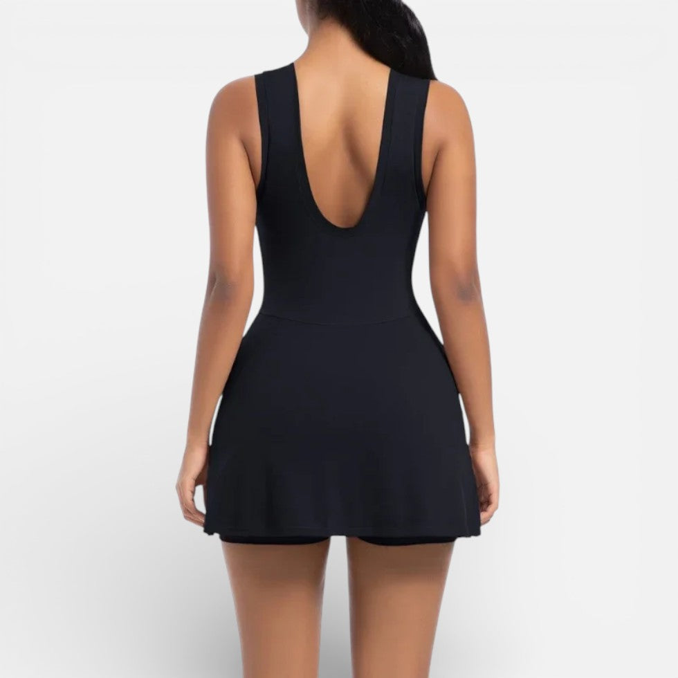 Damen Sportkleid mit integrierter Shorts und Bindetaille