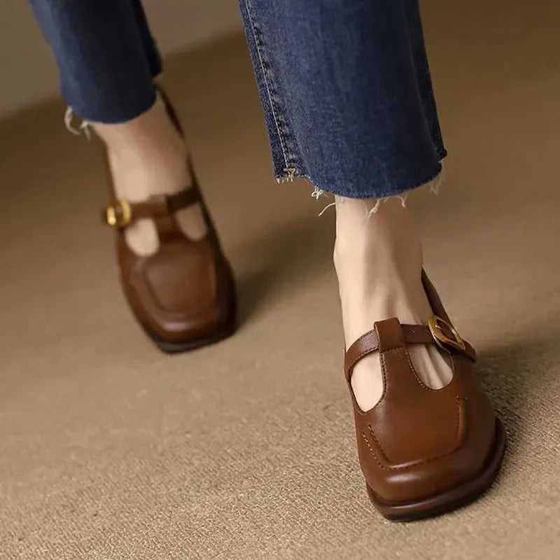 Lenne – T-Band-Schuhe mit Vintage-Eleganz