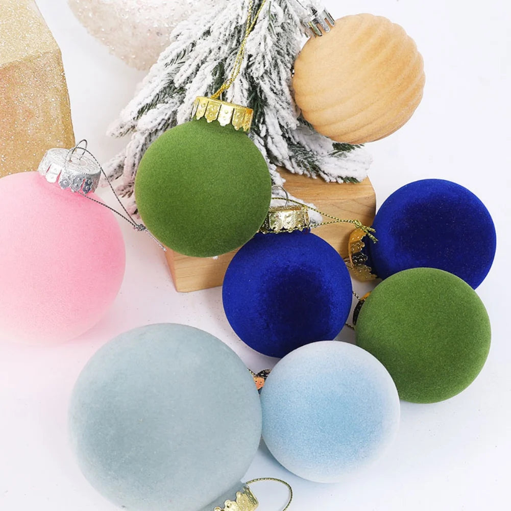 Samtornamente | Beflockte Weihnachtskugeln für elegante Dekoration