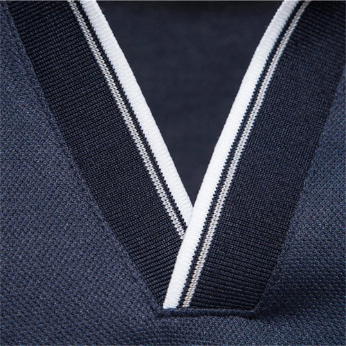 BENJAMIN™ | HERREN-POLOHEMD MIT V-AUSSCHNITT