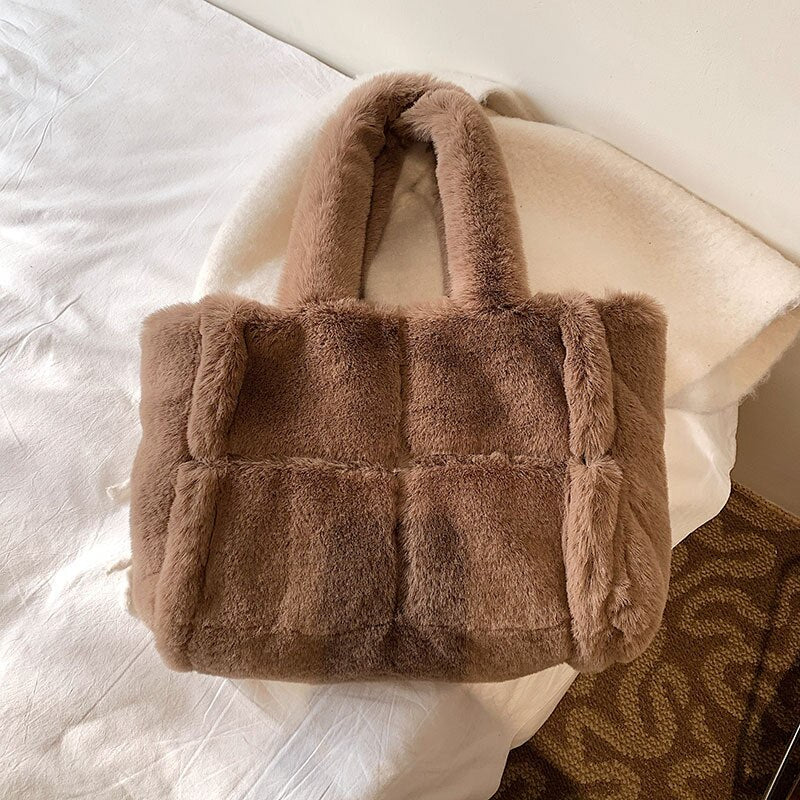 Stilvolle Plüschhandtasche für Damen – vielseitiger Stauraum – Winteraccessoire