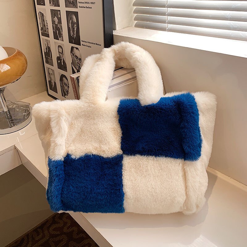 Stilvolle Plüschhandtasche für Damen – vielseitiger Stauraum – Winteraccessoire