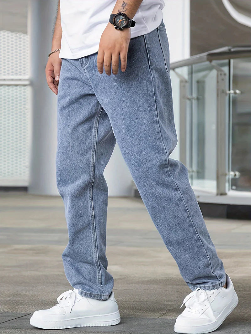 Straight Leg Jeans Herren | Gerader Schnitt & Bequemer Tragekomfort