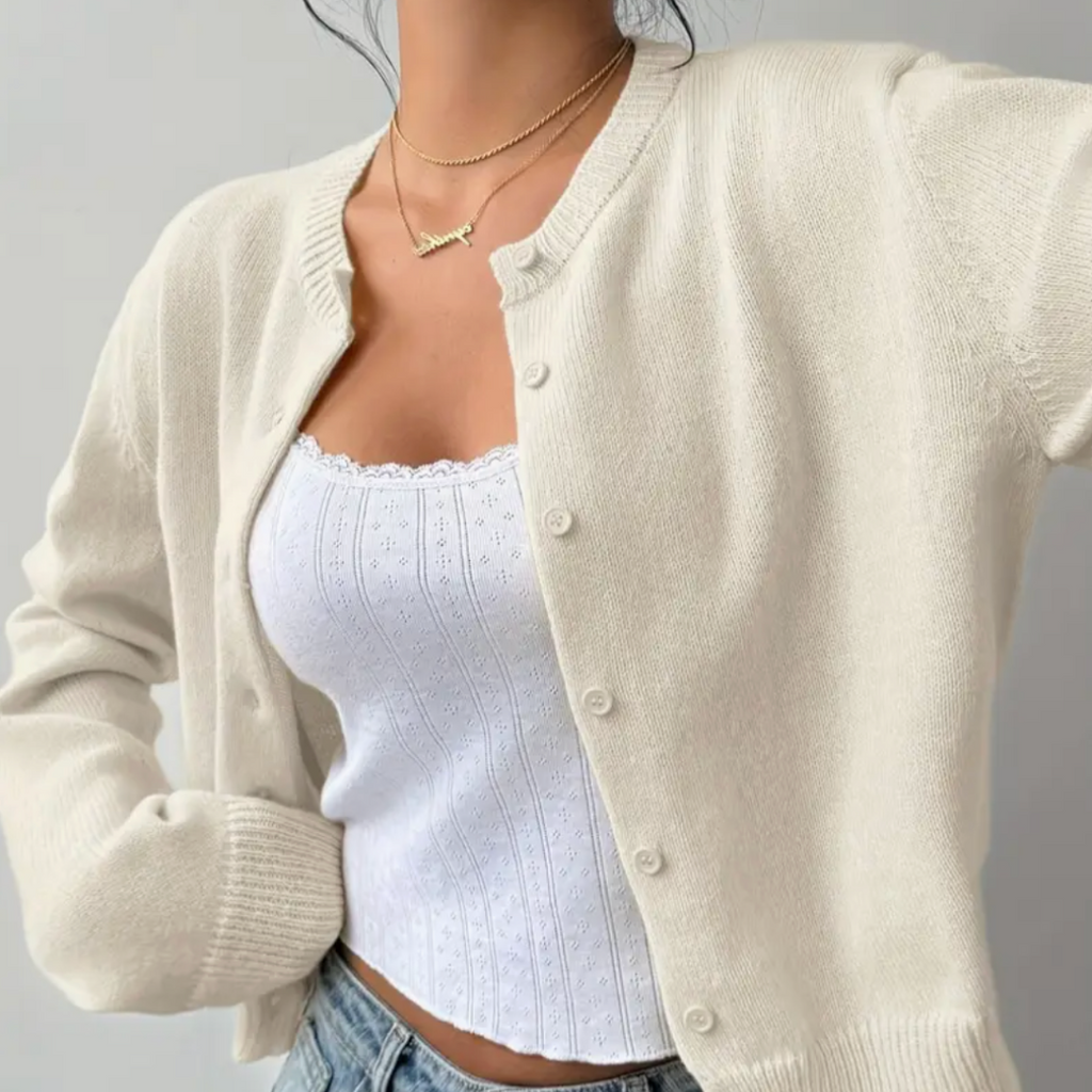 Strickjacke Damen | Kurzer Schnitt & Knopfleiste