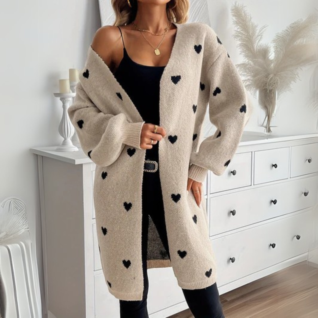 Strickjacke Damen | Lang geschnitten mit Herzmuster