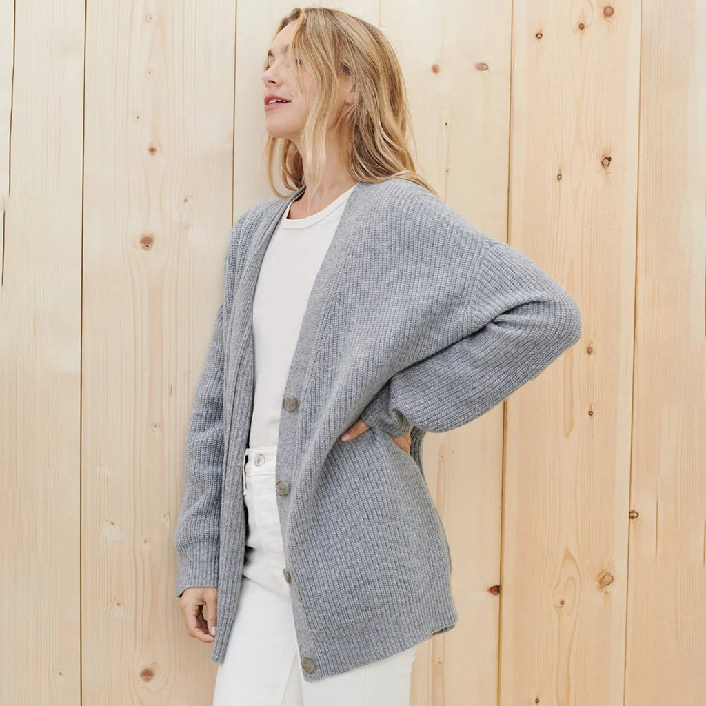Strickjacke Damen | Oversized & V-Ausschnitt