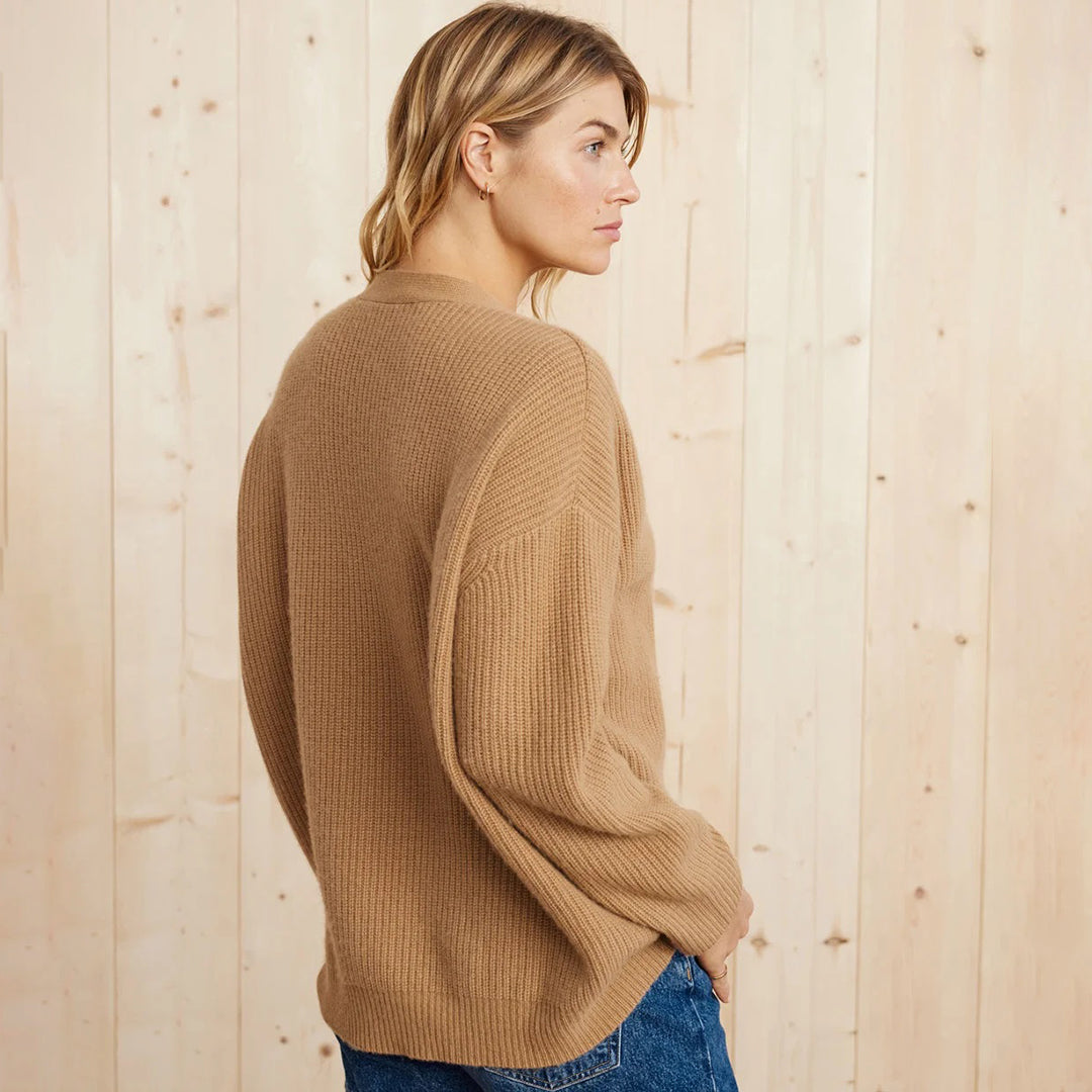 Strickjacke Damen | Oversized & V-Ausschnitt