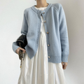 Strickjacke Damen | Rundhals & Knopfleiste für einen femininen Layering-Look