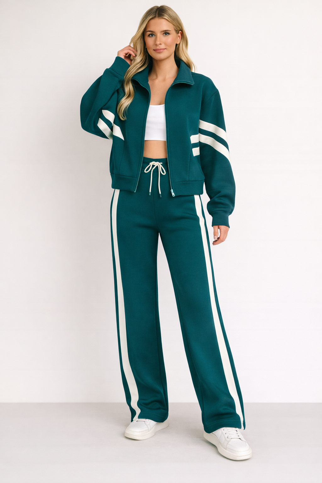 Stylisches zweiteiliges Trainingsset für Damen – Eleganz und Komfort für Alltag und Freizeit