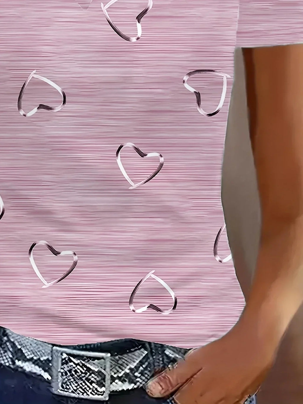 Top Damen | Herzprint & V-Ausschnitt