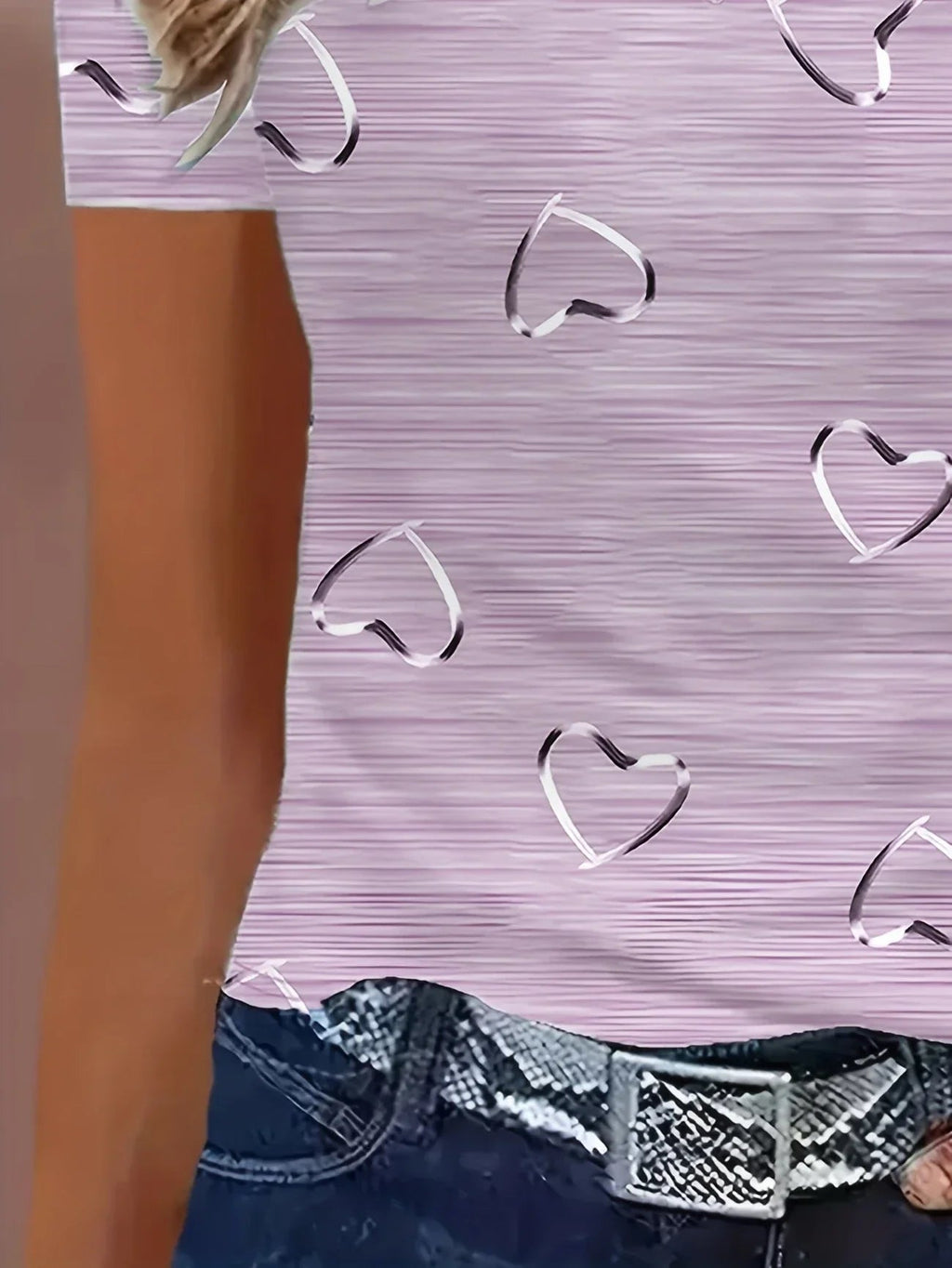 Top Damen | Herzprint & V-Ausschnitt