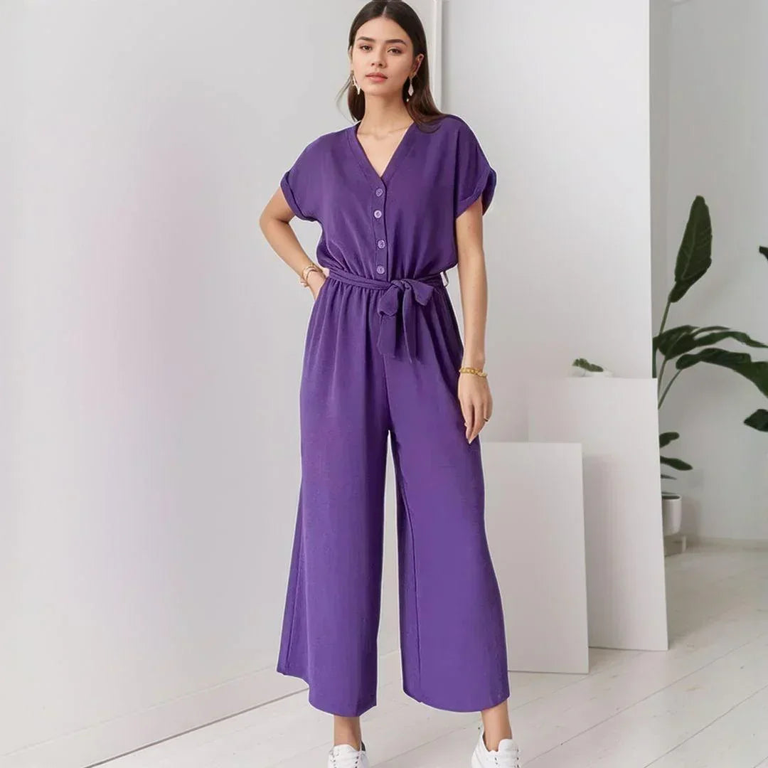 Evelyne™ Jumpsuit aus Soft-Stoff mit Knöpfen und Bindegürtel