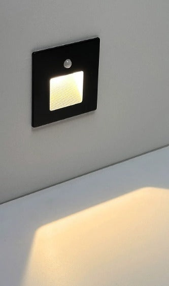 LED-Treppenleuchte mit Bewegungsmelder für den Innenbereich