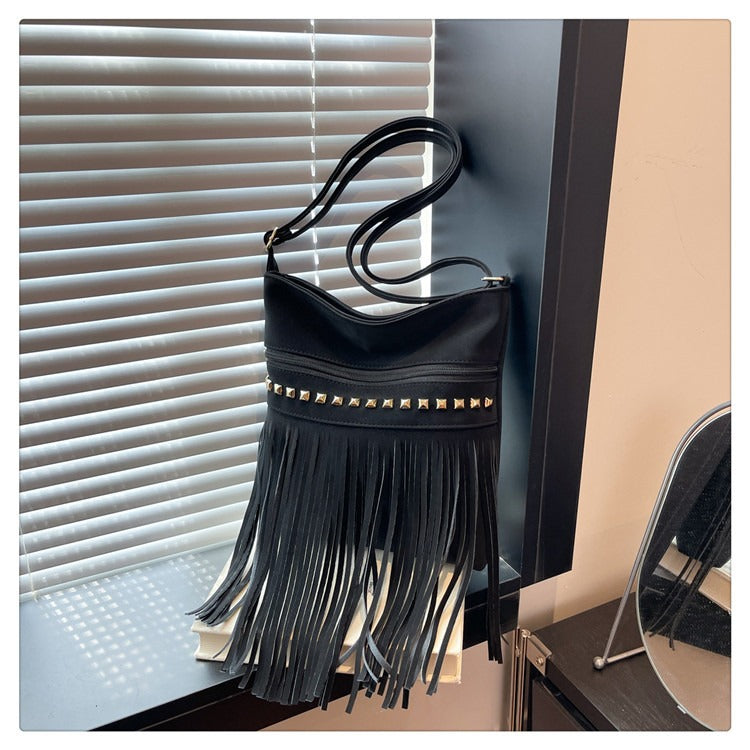 Vintage-Schultertasche mit Fransen für Damen im Retro-Boho-Stil