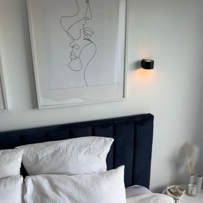 Wiederaufladbare LED-Wandleuchte