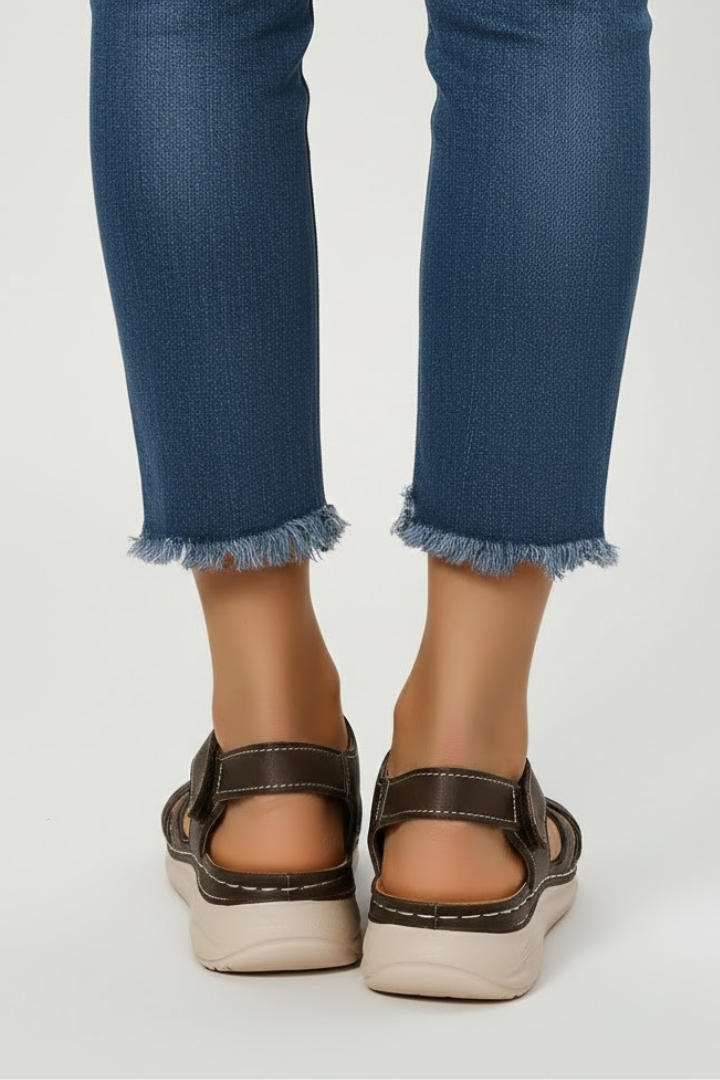Damen Retro Geknöpfte Riemchen Sandale