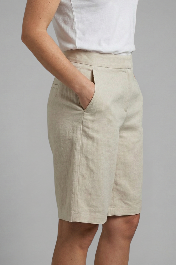 Almira | Damen Bermuda Shorts mit Elastikbund und Seitentaschen