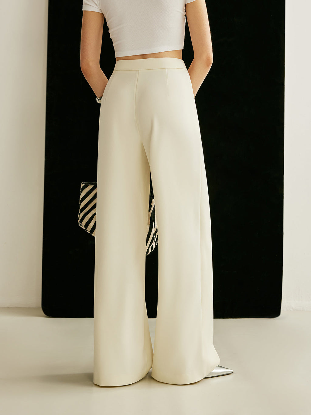 Arya | Damen High Waist Hose, asymmetrischer Wickelschnitt weit