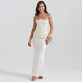 Bandeau Kleid in bodenlanger Form und enger Passform