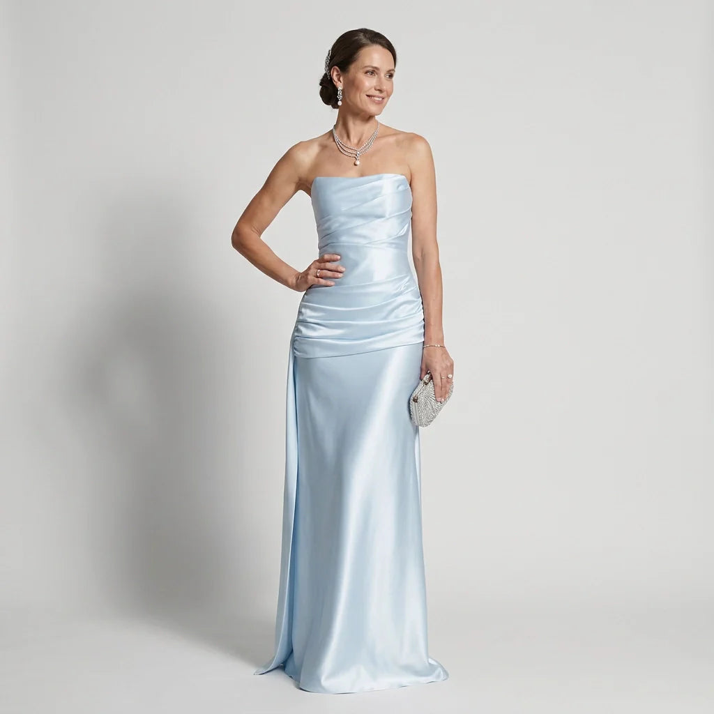 Bandeau Maxikleid aus Satin im festlichen Stil