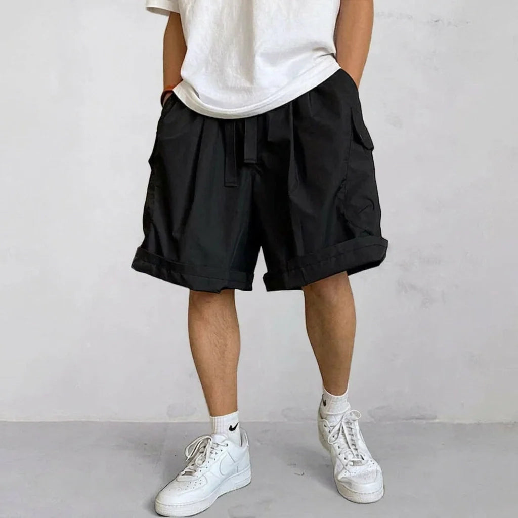 Knielange Bermuda für Herren im Cargo Stil und Loose Fit