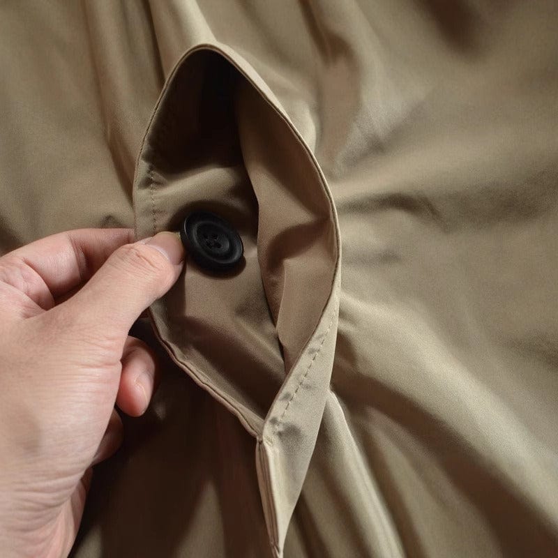 UTE / EIN ELEGANTER TRENCHCOAT