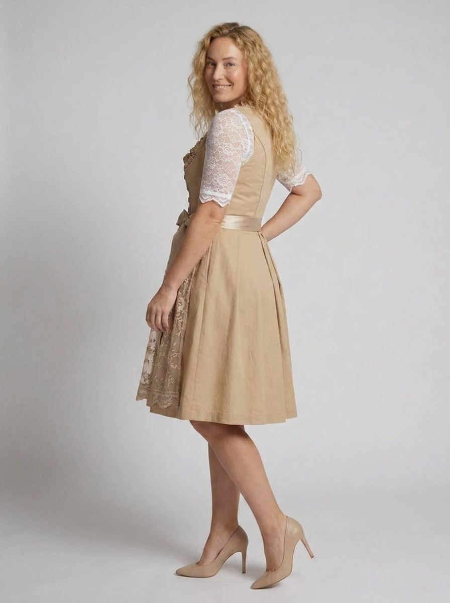 Hannah | Damen Dirndlkleid für Hochzeitsgäste im Herbst