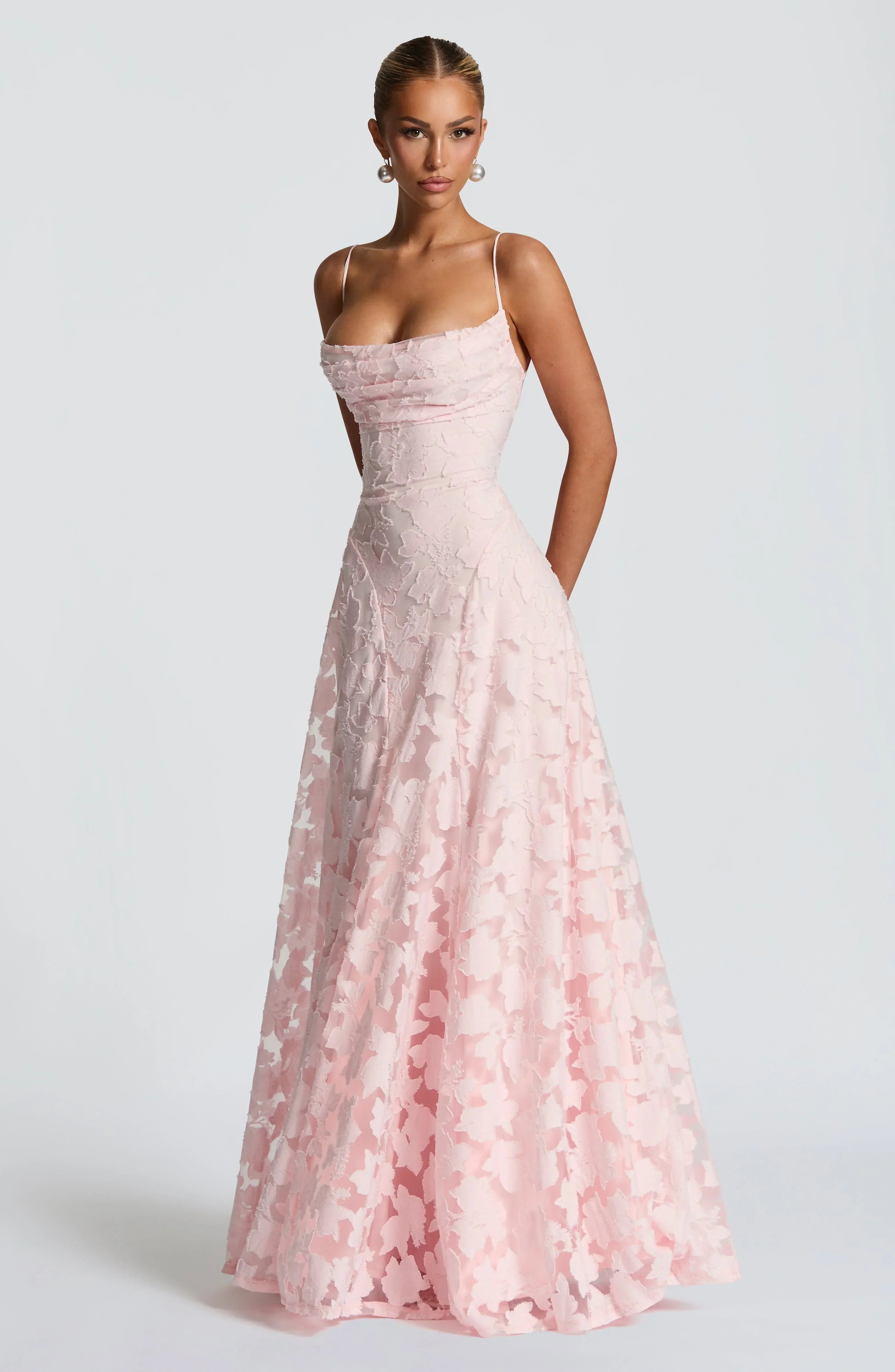 Melina | Damen Elegantes Blumenmuster A-Linien Maxikleid für Hochzeitsgäste mit zarten Spaghettiträgern