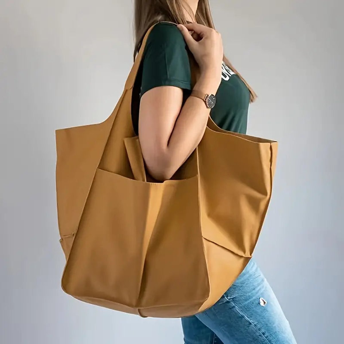 Isabella | Damen Geräumige Vegane Ledertasche mit Magnetverschluss