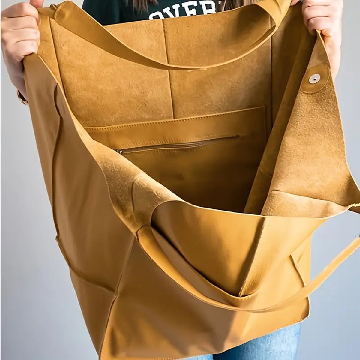 Isabella | Damen Geräumige Vegane Ledertasche mit Magnetverschluss