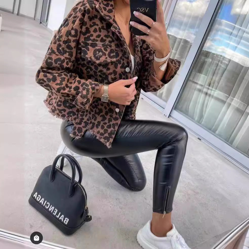 Elisa | Damen Kurze Jeansjacke mit Leoparden-Print