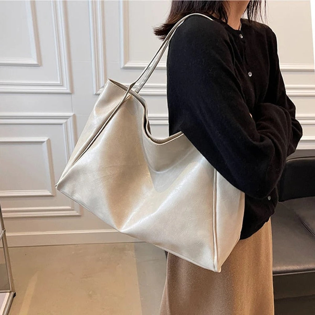 Lea | Damen Laptoptasche im Retro-Stil aus Kunstleder