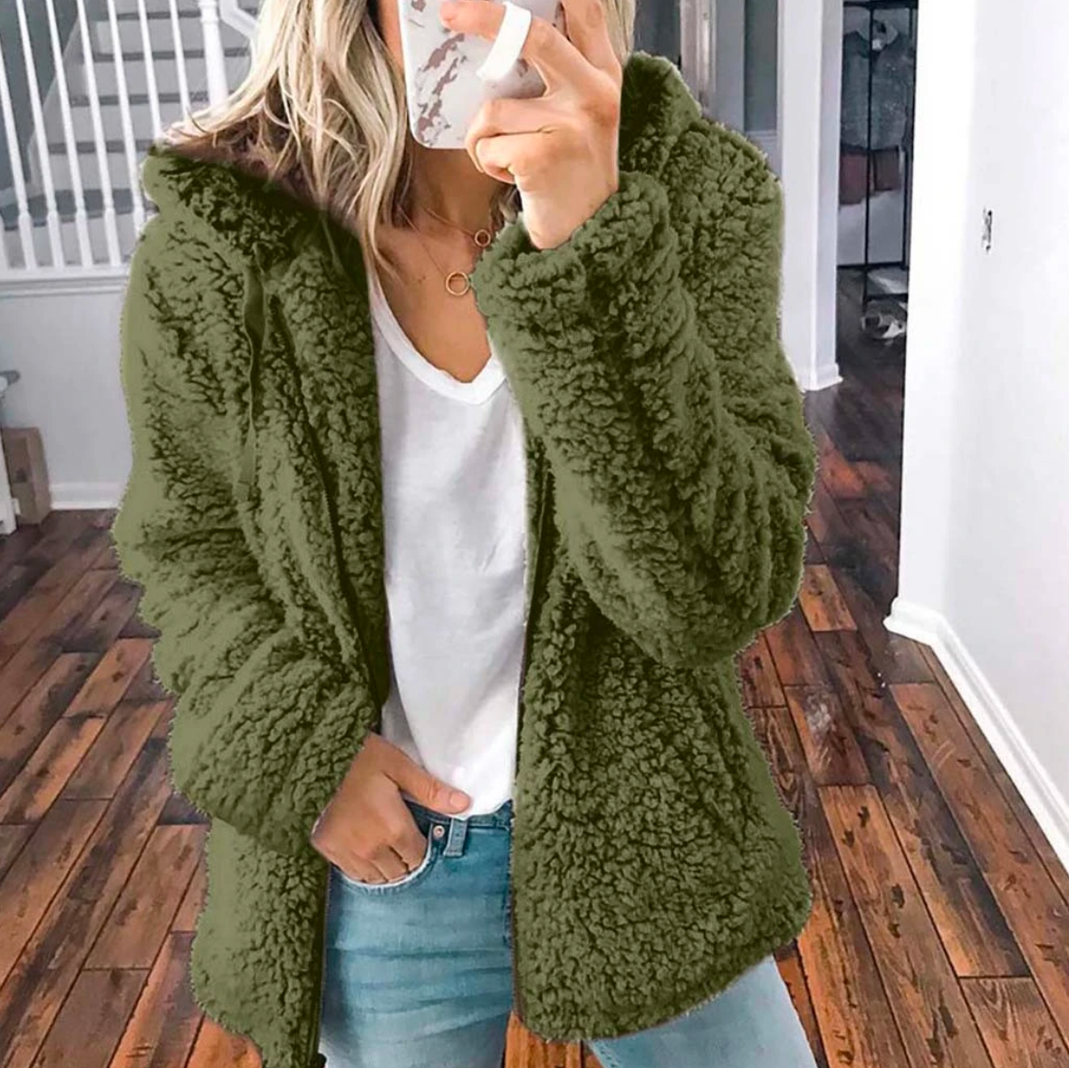 Emilia | Damen Oversized Kuschelige Kapuzenjacke für Herbst